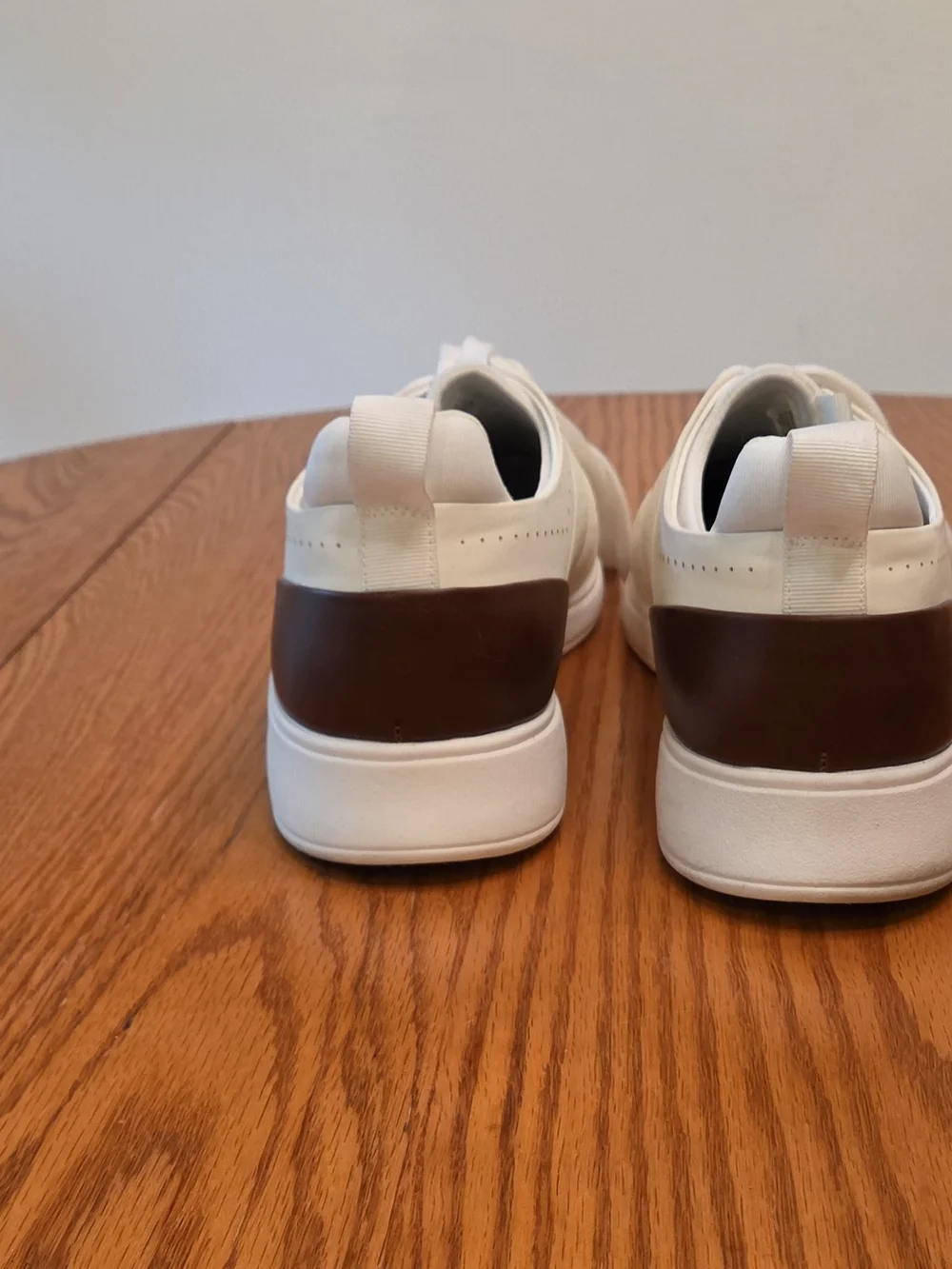 MADDEN Orthopedic Men's All-White Athletic Sneakers - Lightweight  Trainers S 9